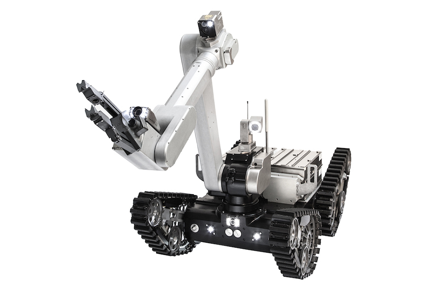 Перемещаться мобильно. Telemax EOD Robot. Телемакс робототехнический комплекс. Мобильный робот. Передвижные роботы.